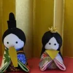 この写真は手作りのひな人形の写真です