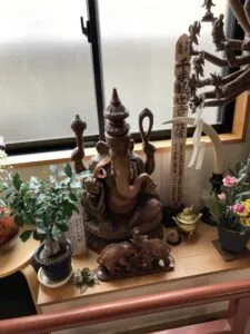 「写真の説明」　宮崎市立正寺のガネーシャの写真