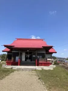 この写真は宮崎賢西都市に鎮座する石貫神社の本殿の写真です