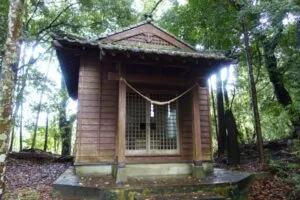 「写真の説明」 新名爪八幡宮の写真05